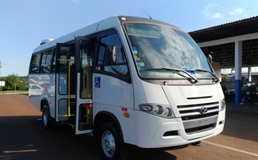 Prefeitura de Ourinhos adquire micro ônibus para transporte de pacientes