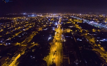 Prefeitura inicia instalação de iluminação LED em toda extensão das avenidas Antônio Almeida Leite e