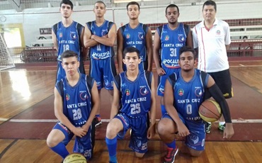 A equipe de Basquetebol de Santa Cruz do Rio Pardo vence Bernadino de Campos pelos Jogos Da Juventud